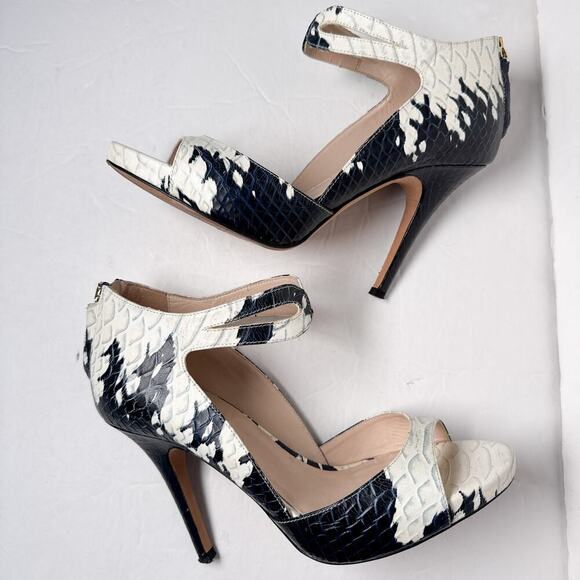 Escada Shoes - Escada Sophie Calfskin Heels Navy Ivory Italy Size 37